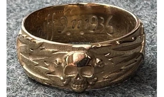 Ring Totenkopf gold 9.5 mm