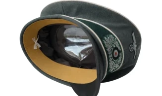 Alter Art Officier WH, Trikot feldgrau