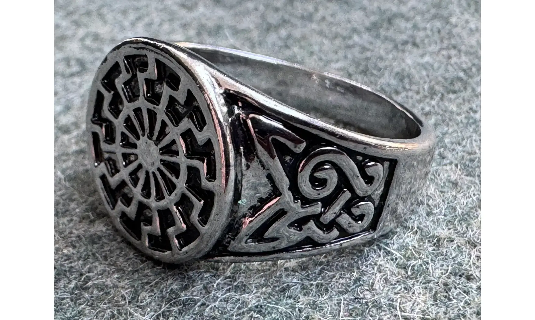 All-SS Wewelsburg Ring