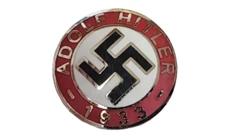 Adolf Hitler 1933 Badge