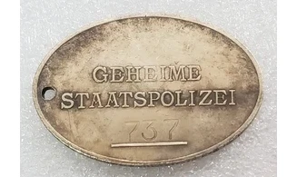 Insignia Gestapo plata