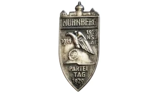 Insigne Nürnberg 1929 vieil argent