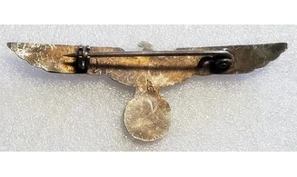 Águila WH metal plateado envejecido