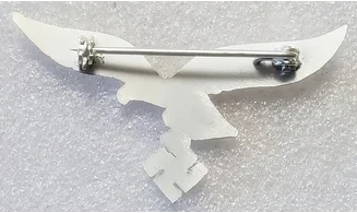 LW silver metal eagle