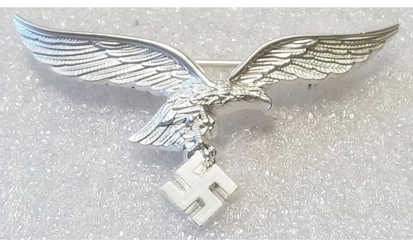 LW silver metal eagle