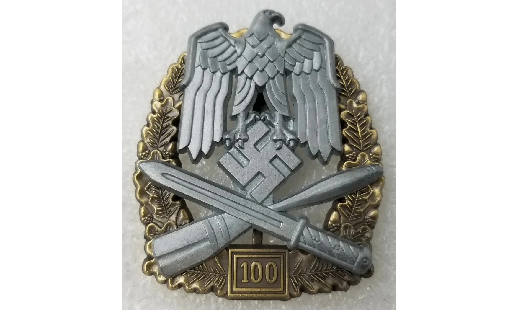Silver 100 General Assault badge