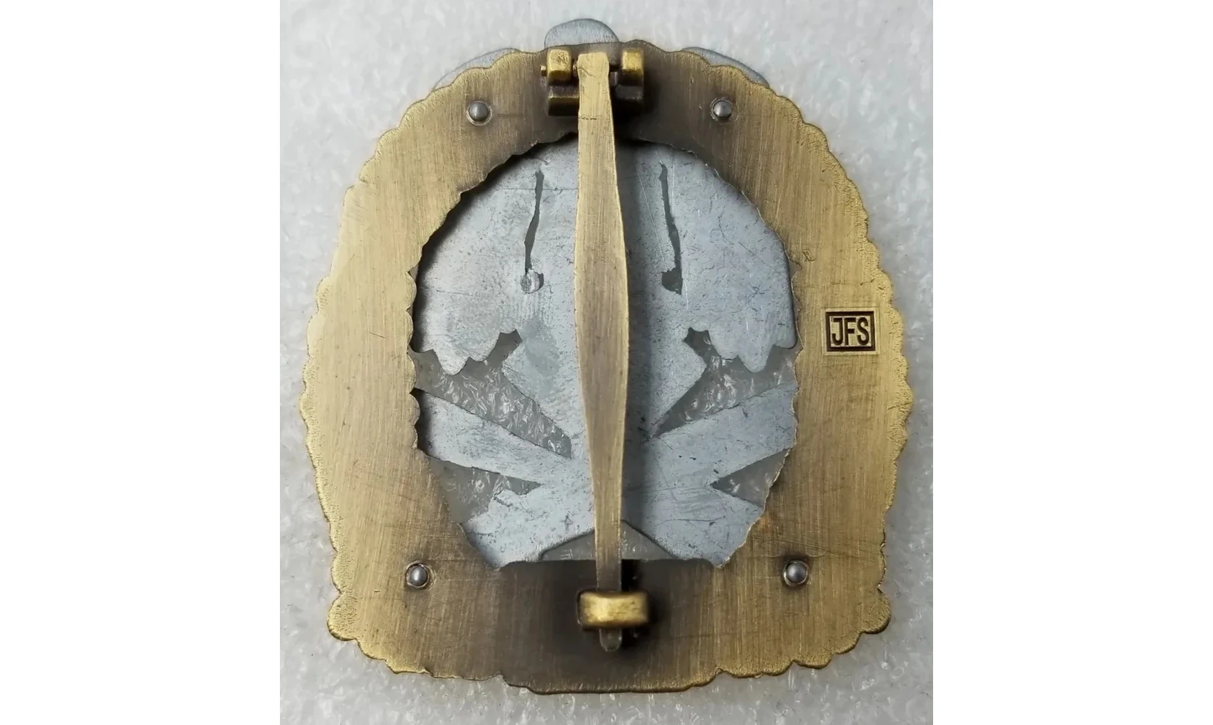 Silver 100 General Assault badge