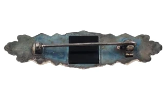 Silver close combat badge