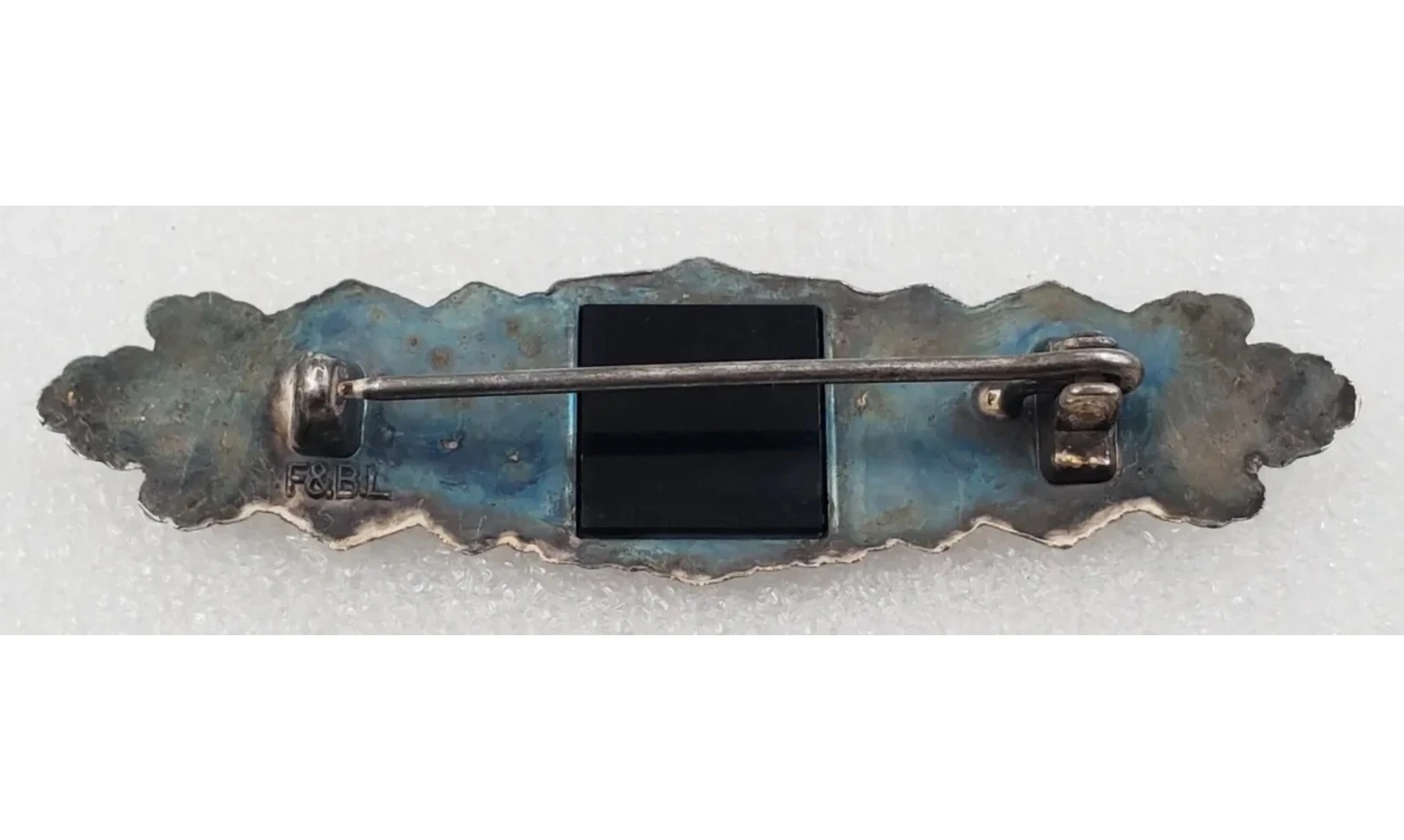 Silver close combat badge