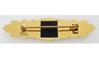 Gold close combat badge
