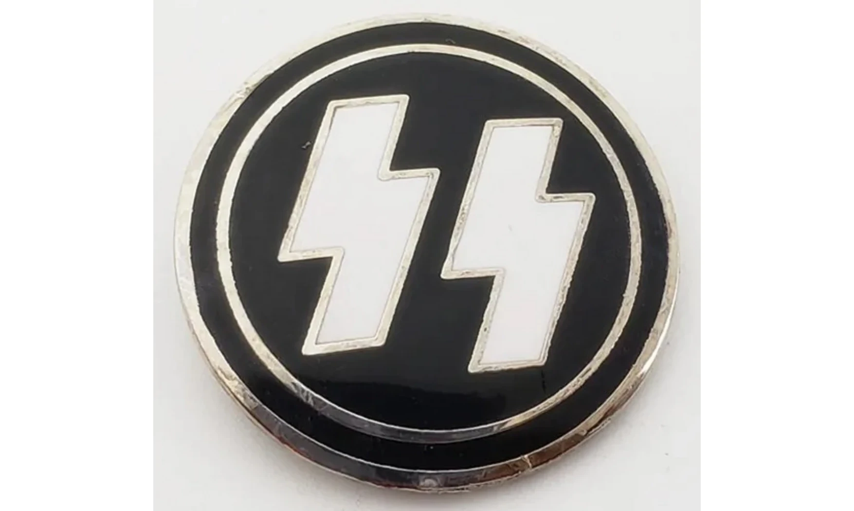 SS Member Badge, Enameled Runes