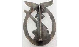 Silver LW Flack badge (OS)