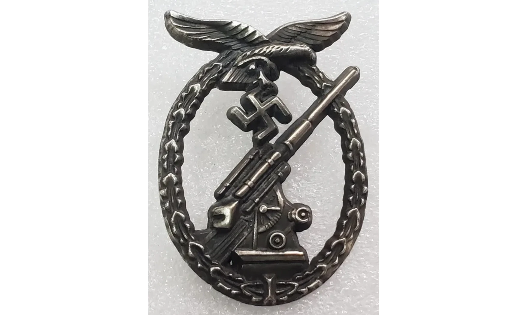 Silver LW Flack badge (OS)