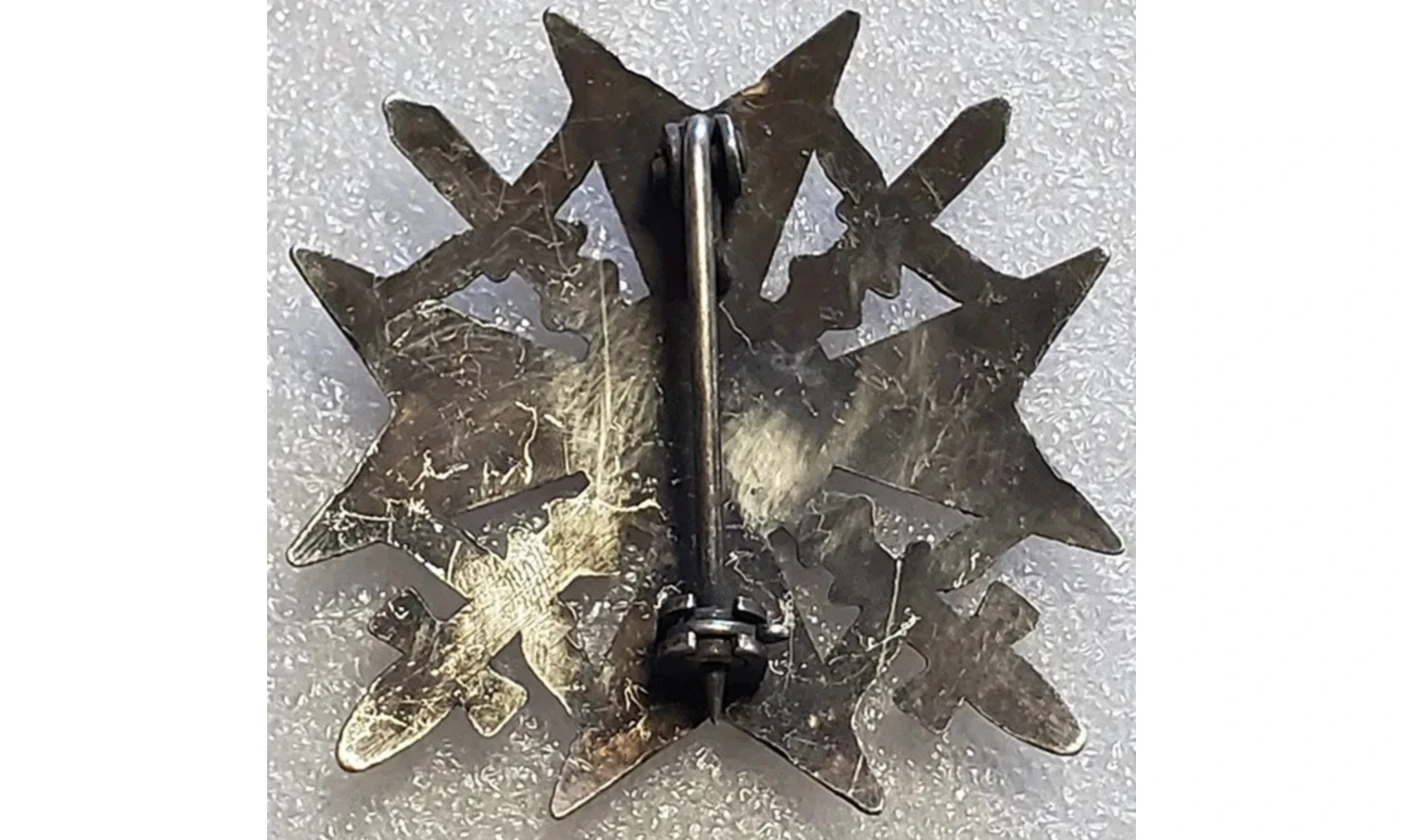 Silver Spanish Cross Swords badge (OS)