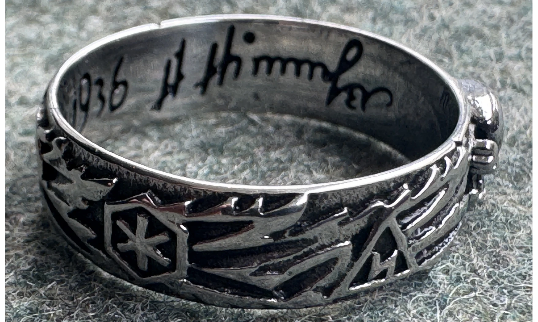 Ring Totenkopf silver 6.5 mm