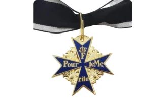 ''Pour Le Mérite'' Cross